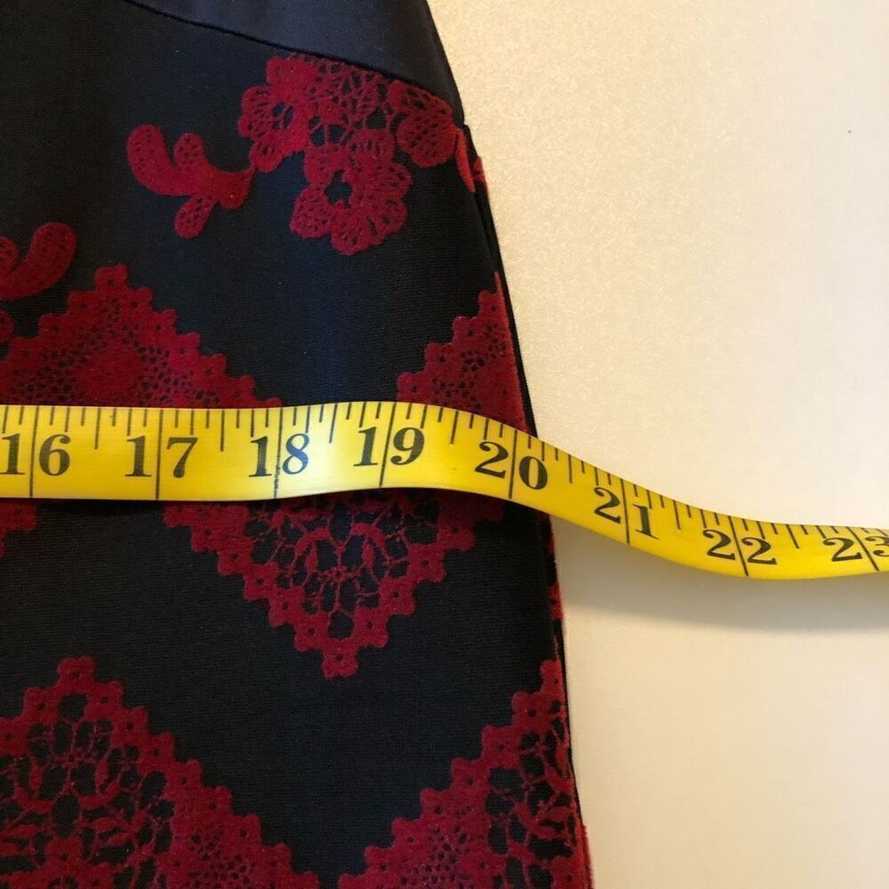 Halo Black With Red Velvet Flocking Sheath Dress Sz M Career Date Night - Picture 12 of 13